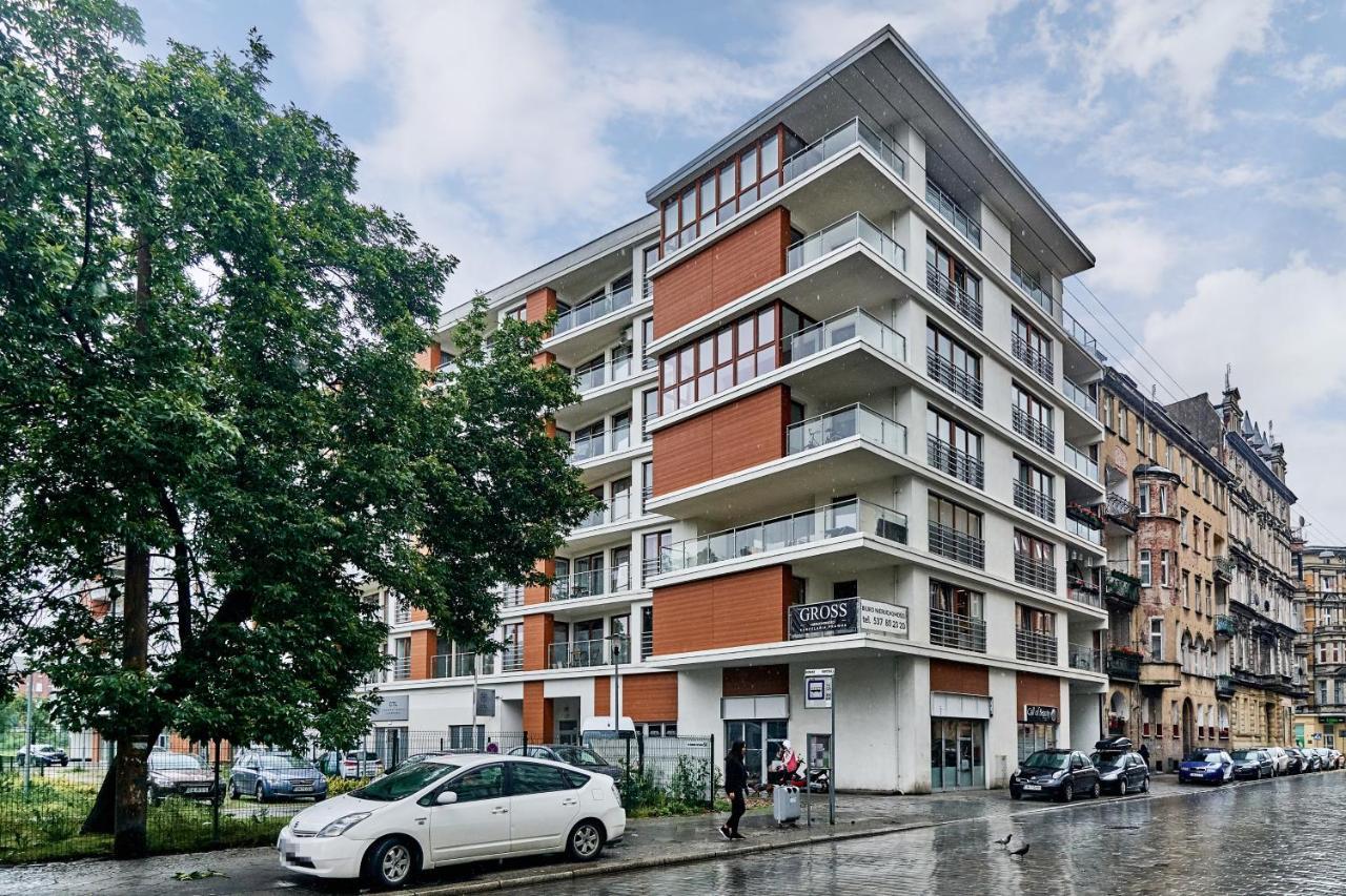 Apartments Wroclaw Pulaskiego By Noclegi Renters Exteriör bild