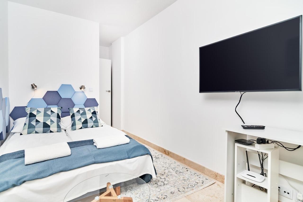Apartments Wroclaw Pulaskiego By Noclegi Renters Exteriör bild